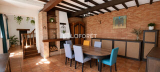  Maison à louer 4 pièces 143 m²