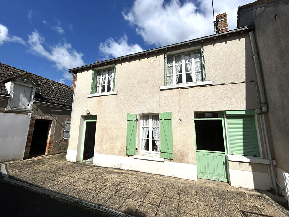 MAISON DE VILLE 2 CHAMBRES AVEC DÉPENDANCES ET TERRAIN À BAGNEUX (INDRE 36)
