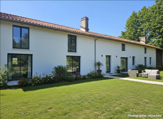  Maison  vendre 1 pice 300 m