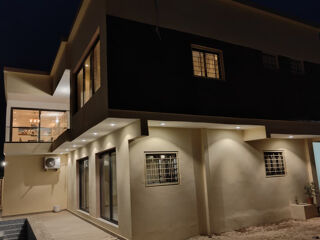  Maison � vendre 8 pi�ces 500 m� Ngaparou
