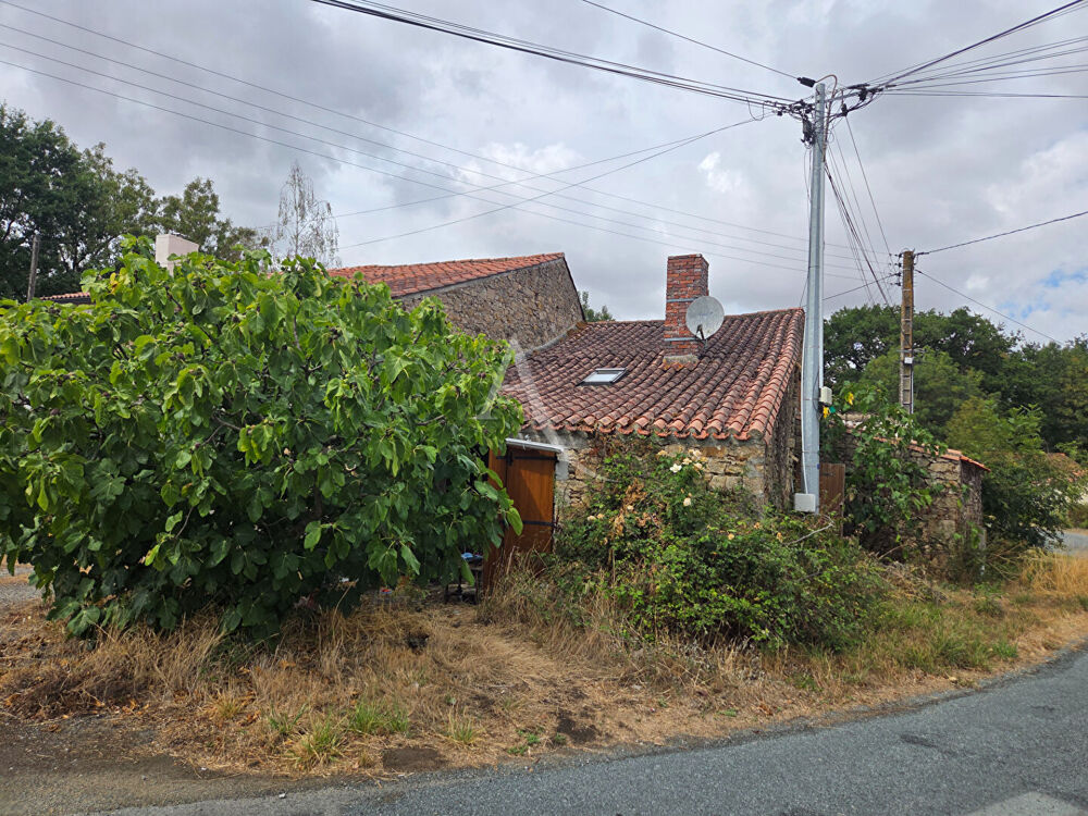 Vente Maison Maison  3 pièce(s) Le poire sur vie