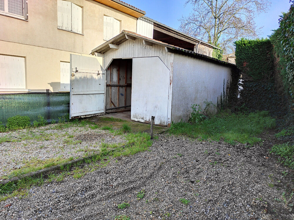 Vente Parking/Garage A vendre petite parcelle avec un garage à Pomerol Pomerol