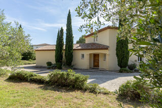  Maison � vendre 6 pi�ces 220 m�