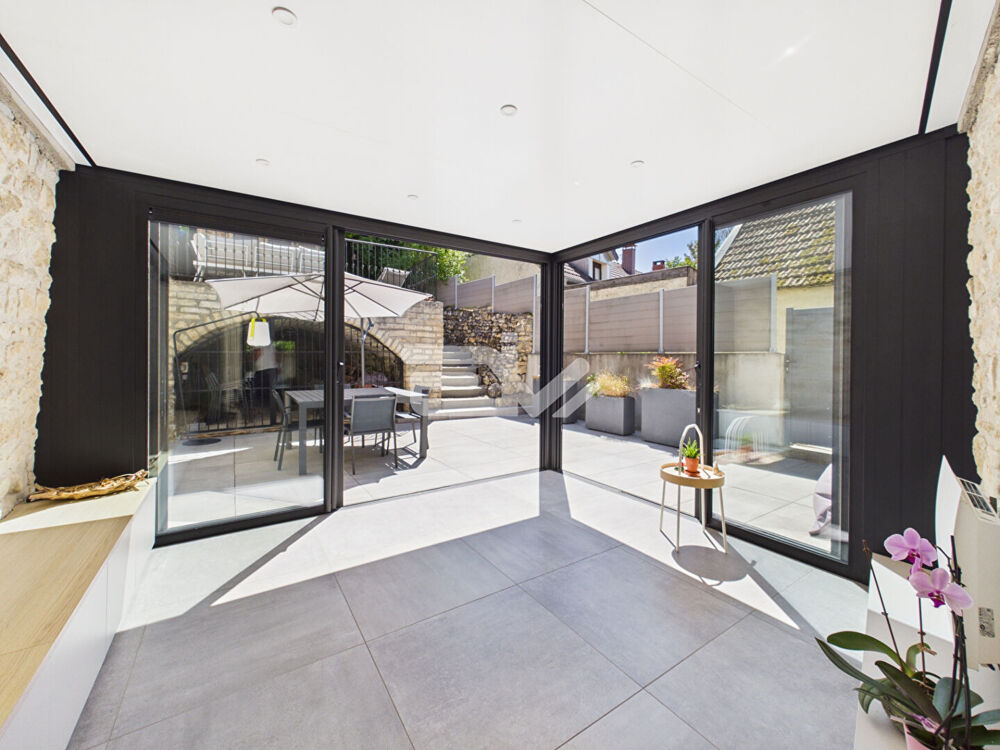 Jolie maison ancienne en pierre rénovée avec garage double - proche Jonchery sur Vesle