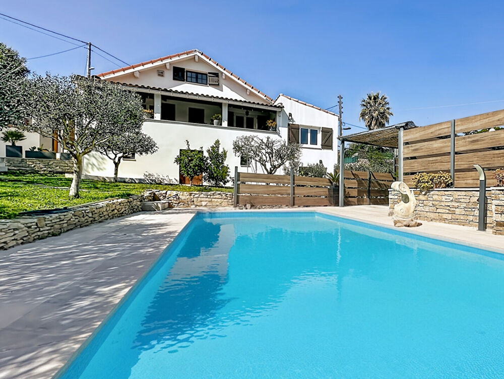 Maison familiale de charme , T5 à vendre à Marseille 13013 - Croix Rouge-Technopôle