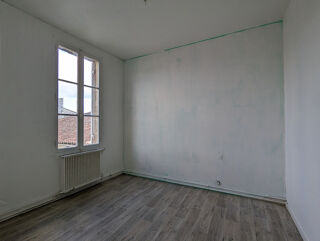  Immeuble à vendre 12 pièces 208 m²