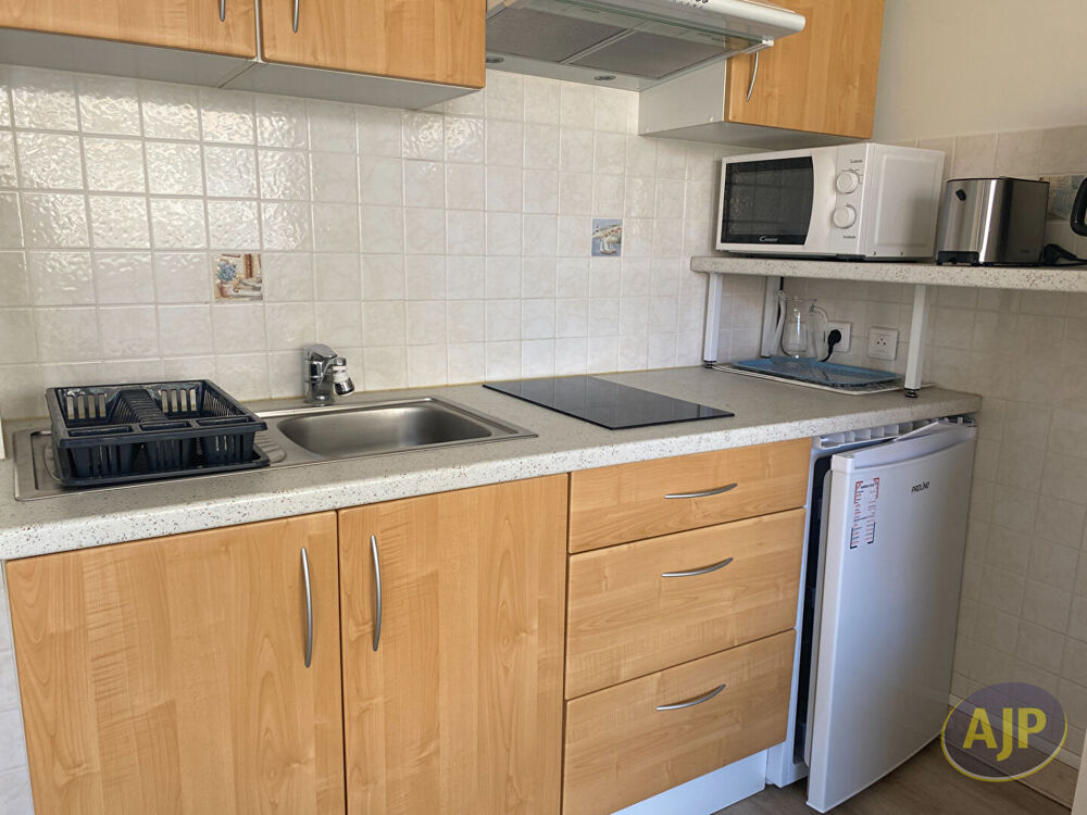 ARCACHON STUDIO MEUBLE 18.89m²