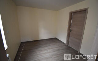  Immeuble à vendre 12 pièces 190 m²