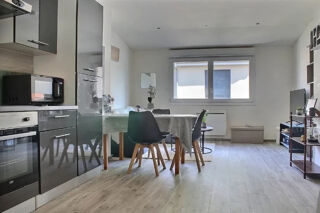  Immeuble � vendre 9 pi�ces 199 m�