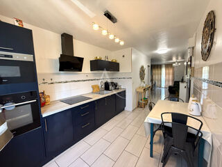  Appartement  vendre 4 pices 76 m