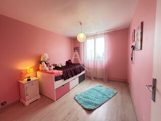  Maison à louer 5 pièces 109 m²