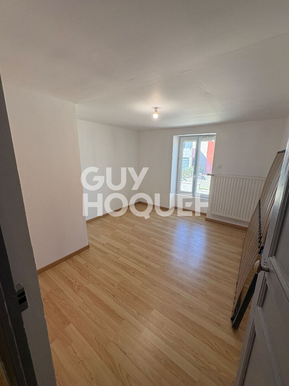 Location Maison Maison de 106 m² avec garage à Marennes. Marennes