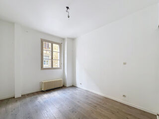  Appartement à louer 3 pièces 61 m²