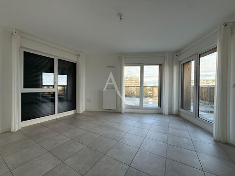  Appartement � louer 4 pi�ces 77 m�