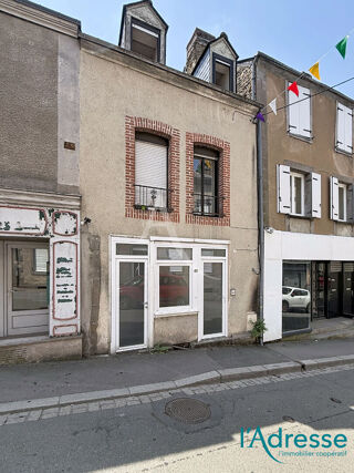  Immeuble à vendre 5 pièces 57 m² Mayenne