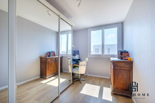 Appartement à vendre 5 pièces 82 m²