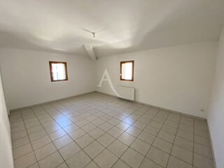 Appartement à louer 3 pièces 67 m²