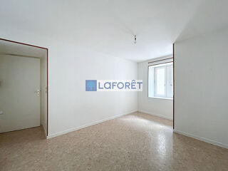  Appartement à louer 3 pièces 46 m²