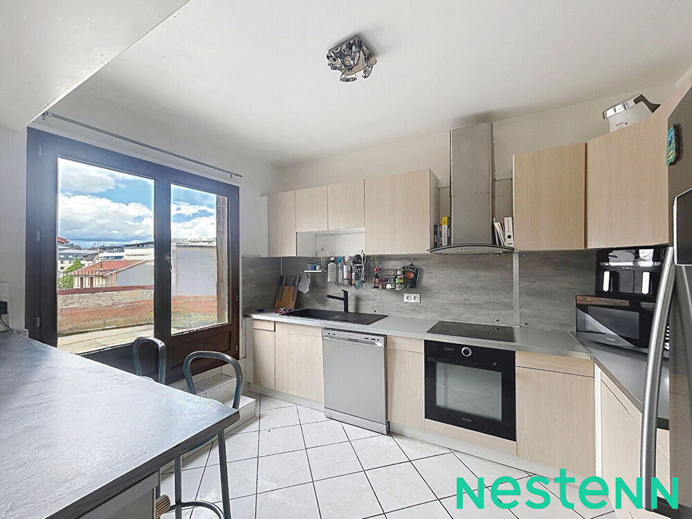 Apartment in Saint-Étienne - View 3