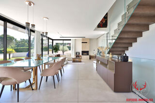  Maison à vendre 6 pièces 275 m²