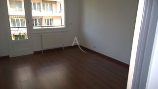  Appartement � louer 4 pi�ces 95 m�