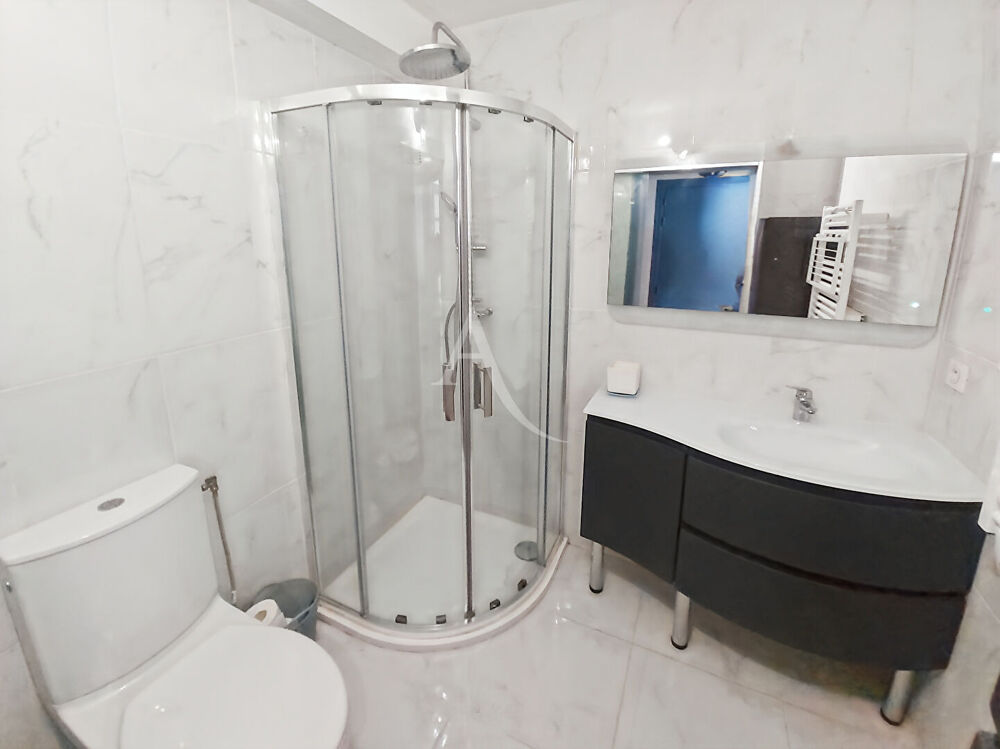 Vente Appartement CARQUEIRANNE STUDIO AVEC PARKING CENTRE Carqueiranne