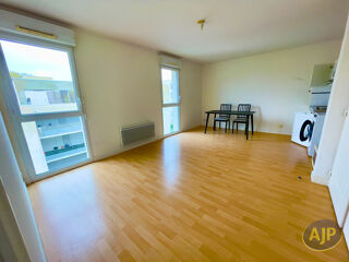  Appartement à louer 2 pièces 43 m²