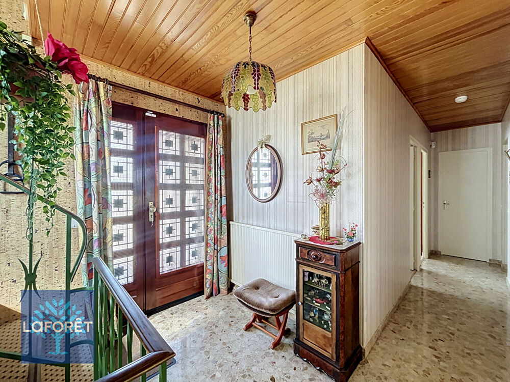 Vente Maison Maison Corbeil Essonnes 6 pièces 157 m2 - terrain 720m² Corbeil essonnes