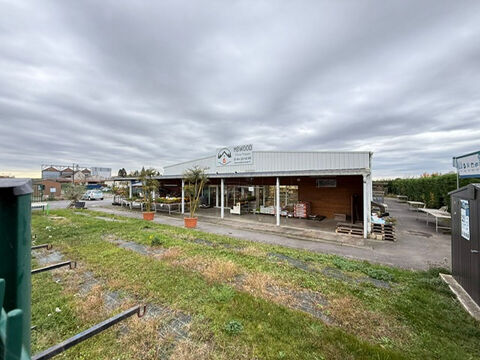 Local commercial Rebais 400 m2 3500 77510 Rebais