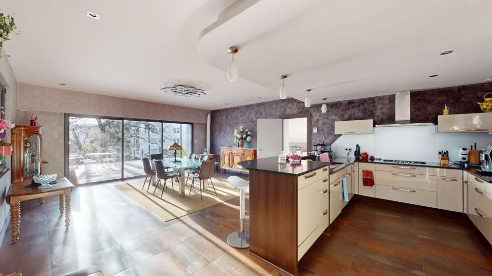Appartement 6 pièces 166 m² · à Besancon · 166 m² · 416 000 €