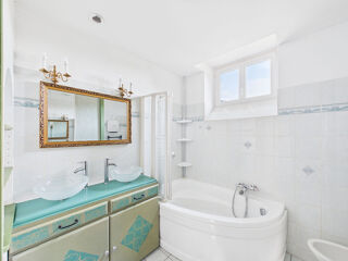  Maison � vendre 7 pi�ces 180 m�