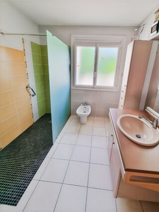  Maison  vendre 4 pices 206 m