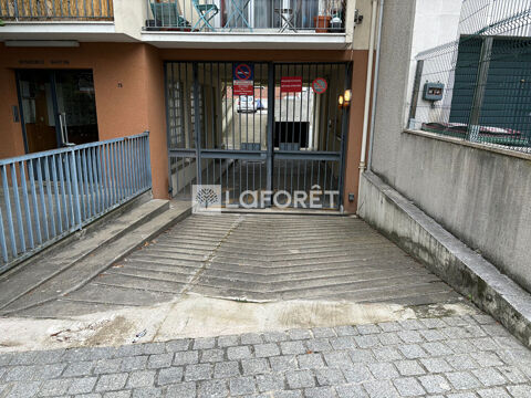  Parking / Garage � louer 