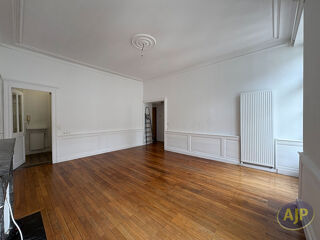  Appartement à louer 3 pièces 72 m²