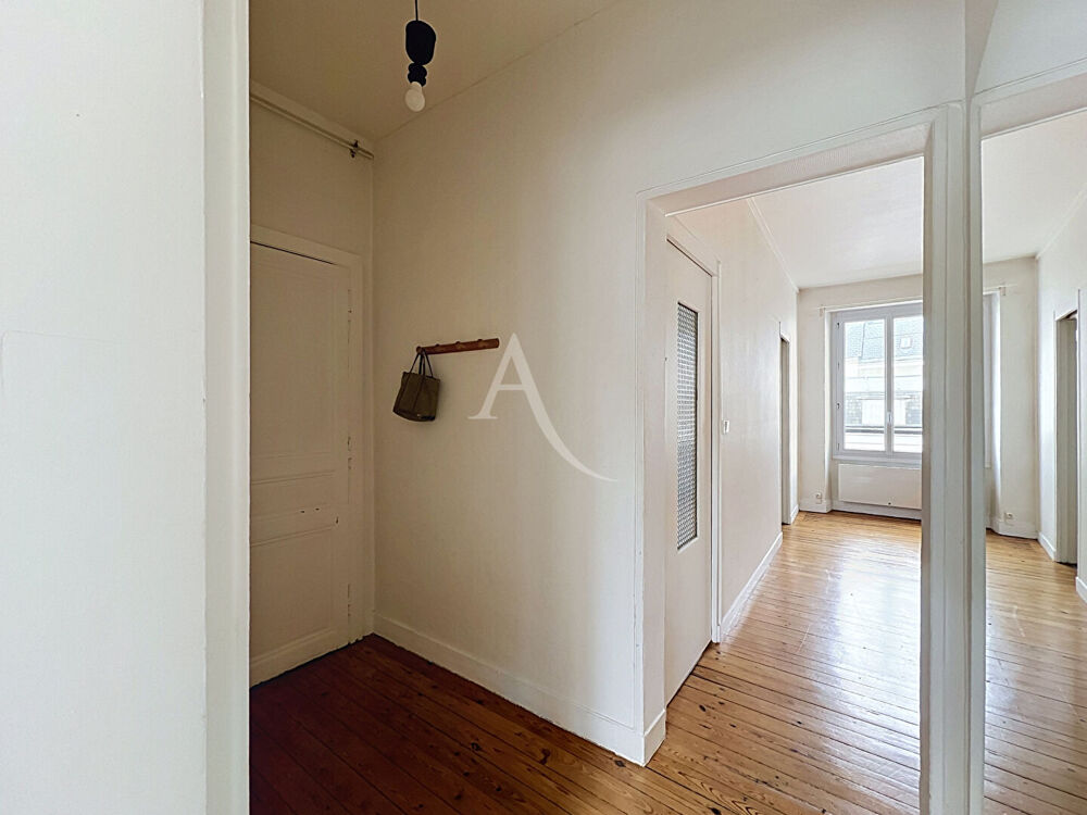 Location Appartement Appartement Angers 2 pièces 46 m² Angers
