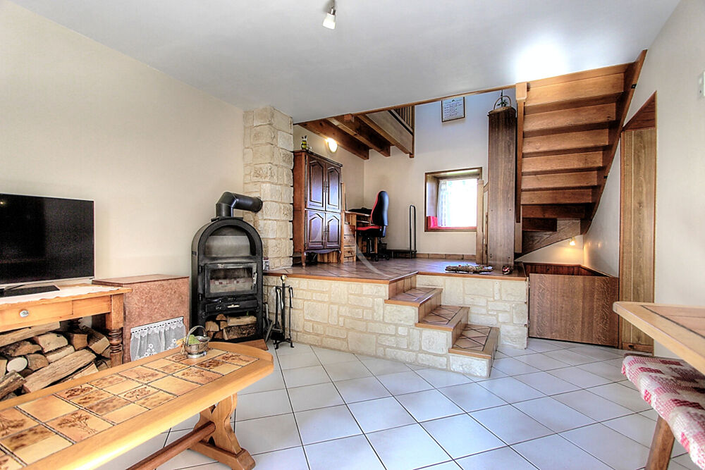 Maison de village 76 m2 avec jardin et garage