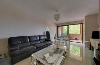 Vente Appartement MONTAUBAN, centre ville, T4 traversant, ascenseur au palier, garage, terrasse Montauban