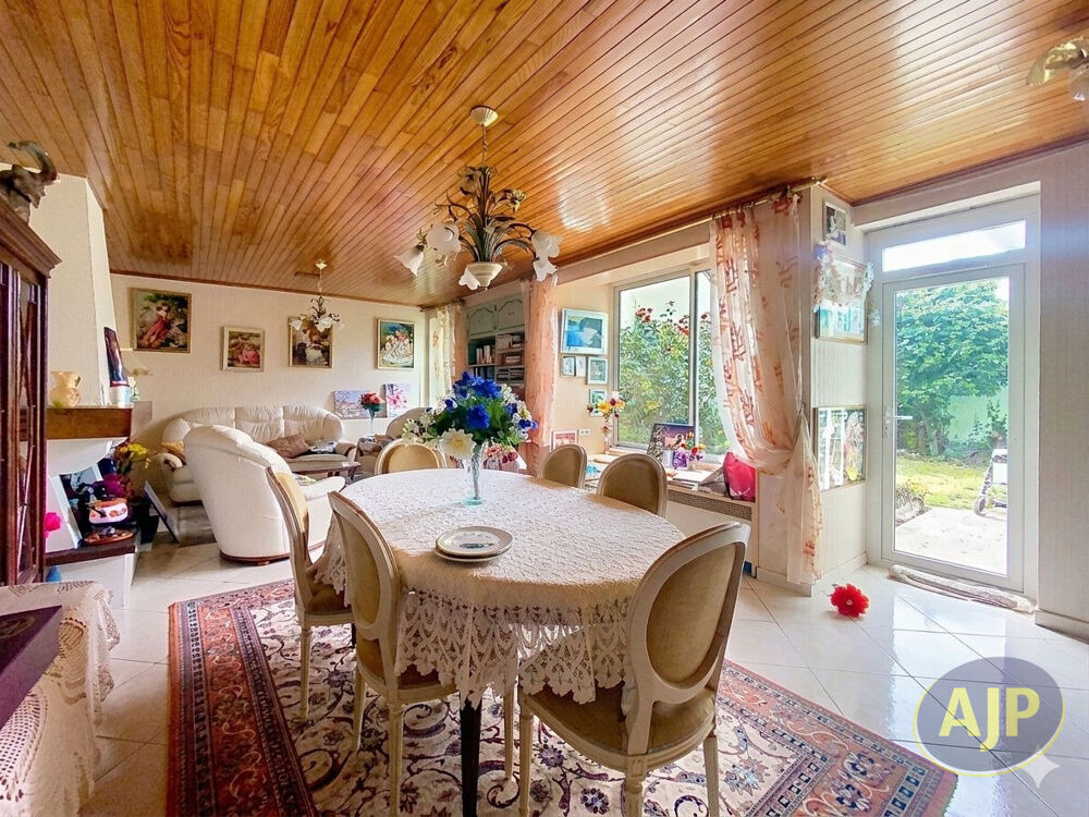 Maison Contemporaine de Plain-Pied avec Jardin ? Boulevard Bâtonnier Cholet