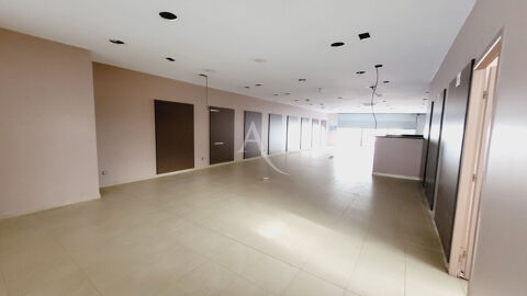 LOCAL QUARTIER 4 CHEMINS 220M&sup2; - CARCASSONNE 2250 11000 Carcassonne