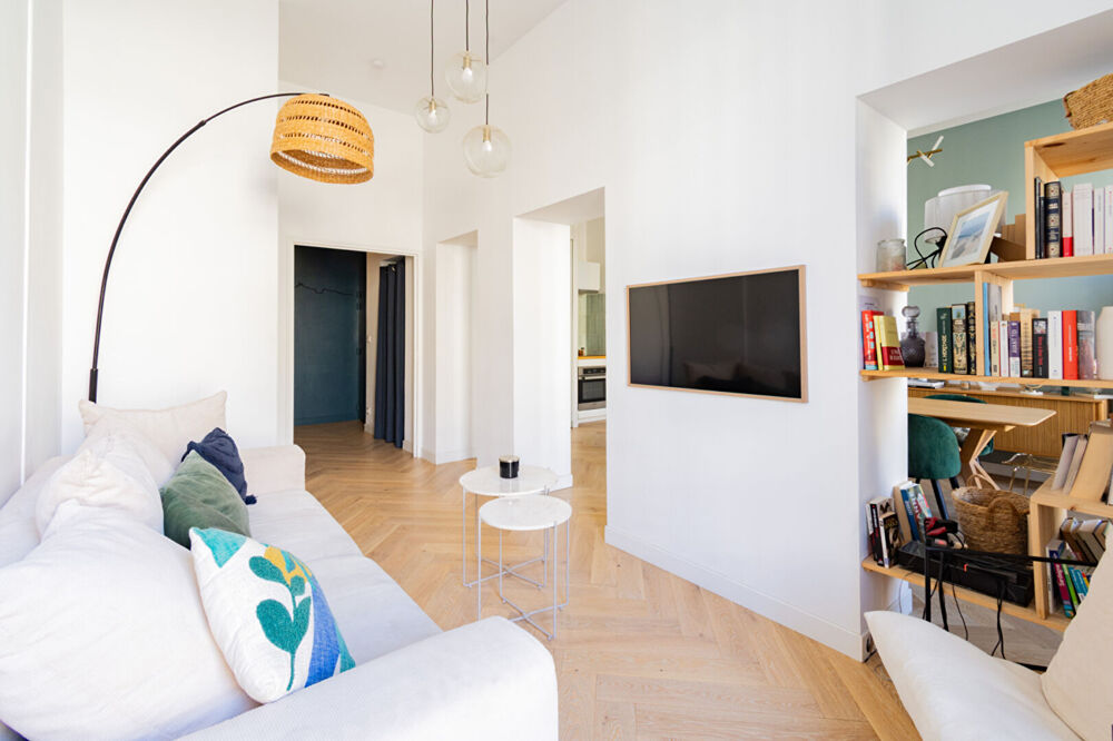 Vente Appartement APPARTEMENT  T3 DE 63 m2 RUE DE LA RÉPUBLIQUE Marseille 2