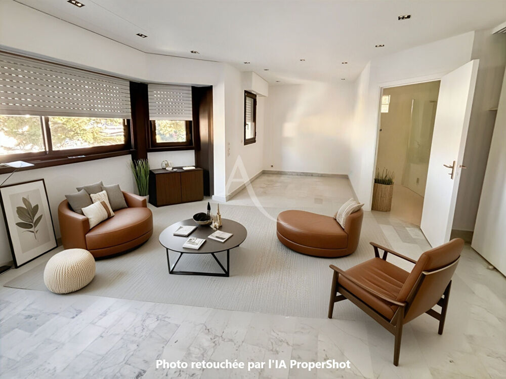 Location Appartement Studio Le Cannet 1 pièce 33.65 m2 - cave - piscine - à louer vide à l'année Le cannet