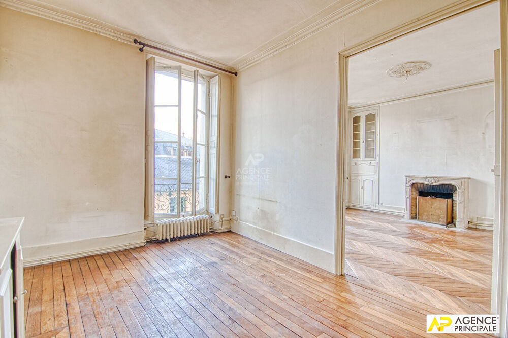Vente Appartement Versailles Saint Louis Appartement 4 pièces 80 m² situé au 2ème étage Versailles