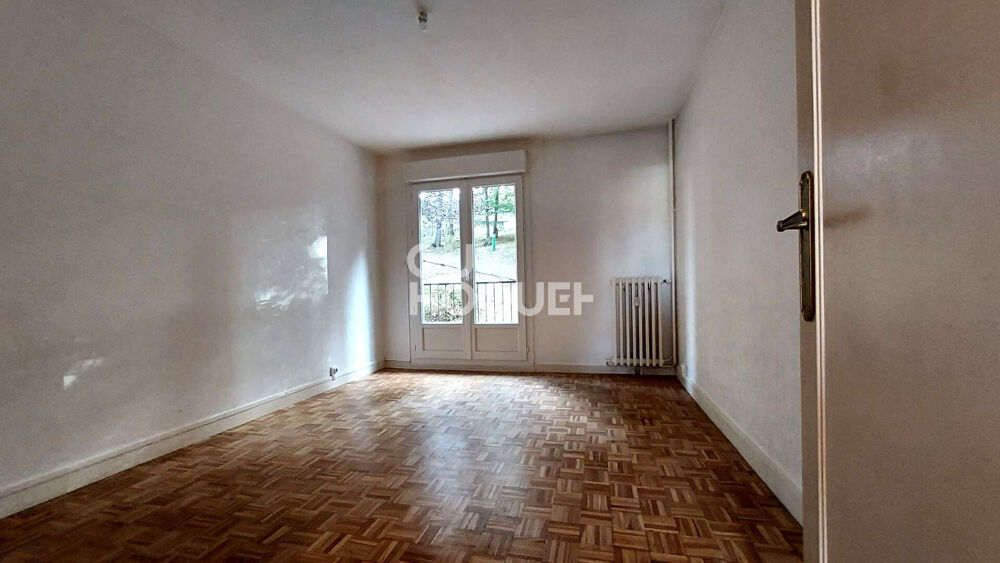 Location Appartement Chartres - T3 de 61.48 m2 -EAU CHAUDE ET CHAUFFAGE INCLUS Chartres
