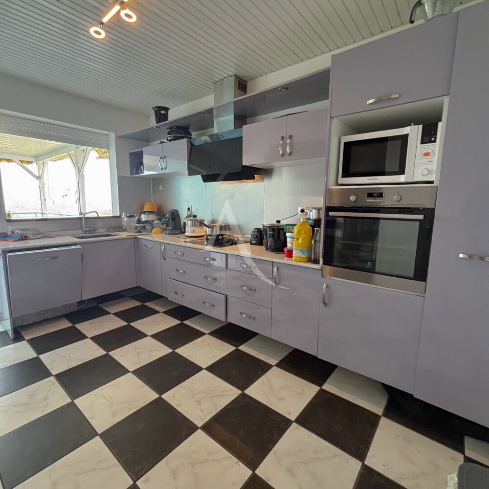 Vente Maison Maison idéale pour une grande famille et/ou un projet locatif (3 logements & piscine) Le robert
