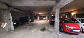  Parking / Garage  vendre 11 m