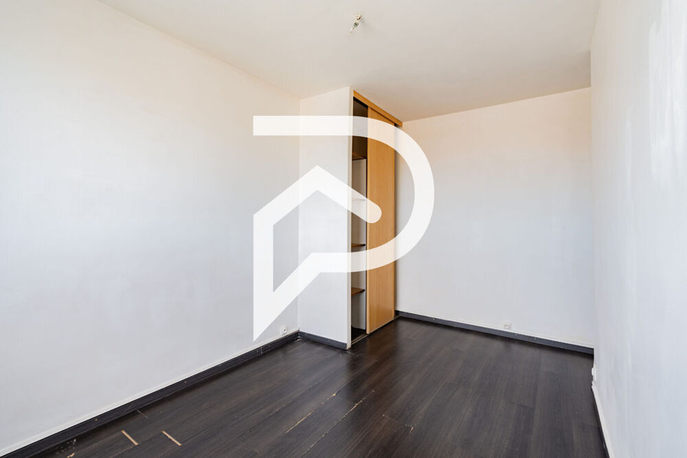 Location Appartement Appartement 4 pièces 76.83 m2 Marseille 13005 Marseille 5