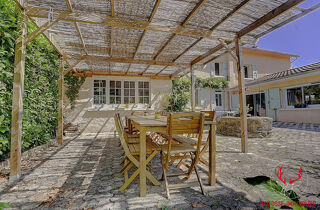  Maison à vendre 8 pièces 246 m²