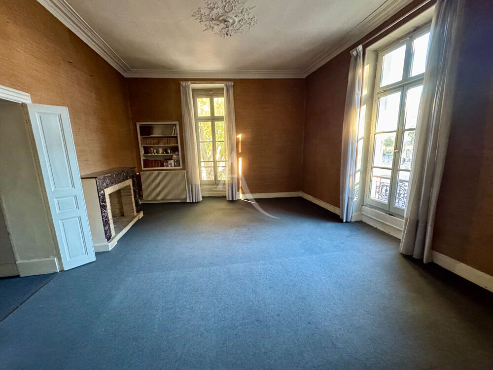 Appartement Nimes 5 pièce(s) 148.87 m2
