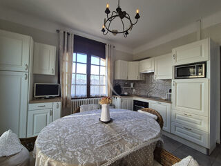  Maison à vendre 14 pièces 340 m²