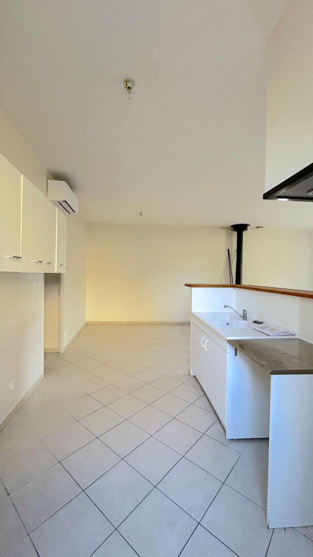 Location Maison A LOUER MAISON DE TYPE 5 AVEC JARDIN - SECTEUR SAINT PAUL - BLAYE Saint paul